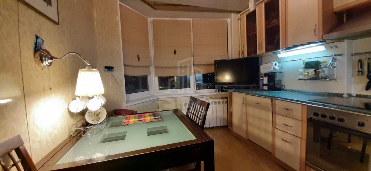 однокомнатная квартира в Санкт-Петербурге по адресу: Большевиков проспект, 3, к 2