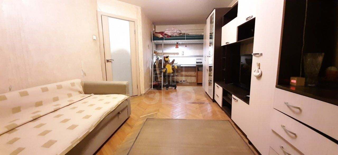 однокомнатная квартира в Санкт-Петербурге по адресу: Большевиков проспект, 3, к 2