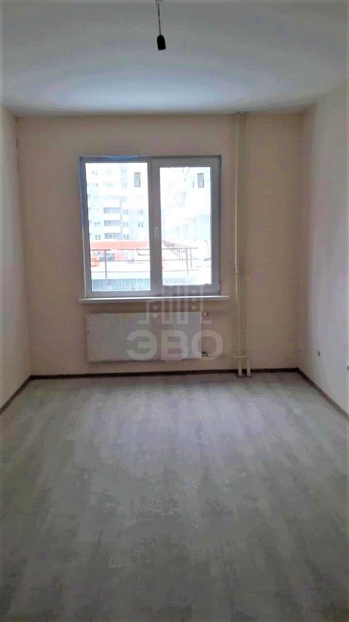 четырехкомнатная квартира в Санкт-Петербурге по адресу: Тихоокеанская ул., 1, к 1