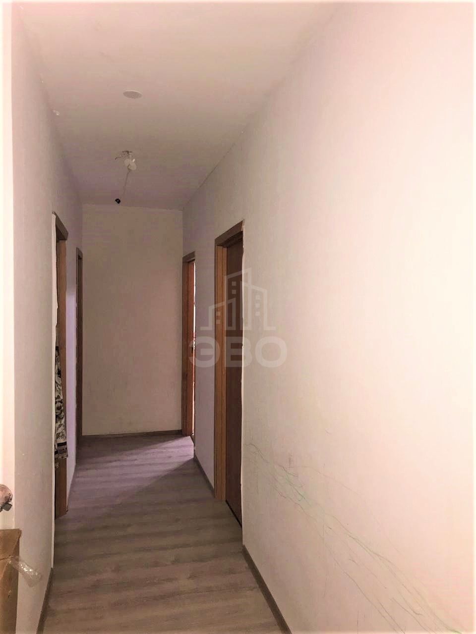 четырехкомнатная квартира в Санкт-Петербурге по адресу: Тихоокеанская ул., 1, к 1