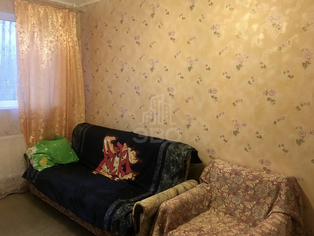 комната в Санкт-Петербурге по адресу: Добровольцев ул., 18