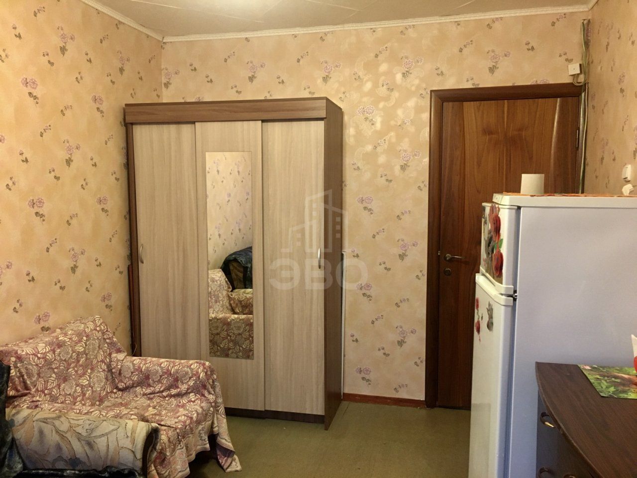 комната в Санкт-Петербурге по адресу: Добровольцев ул., 18