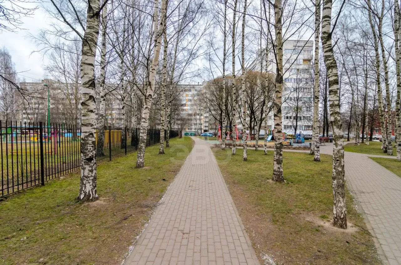 однокомнатная квартира в Санкт-Петербурге по адресу: Серебристый б-р., 6, к 1