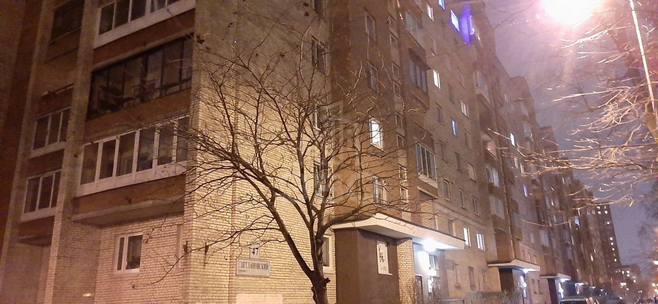 двухкомнатная квартира в Санкт-Петербурге по адресу: Светлановский проспект, 47