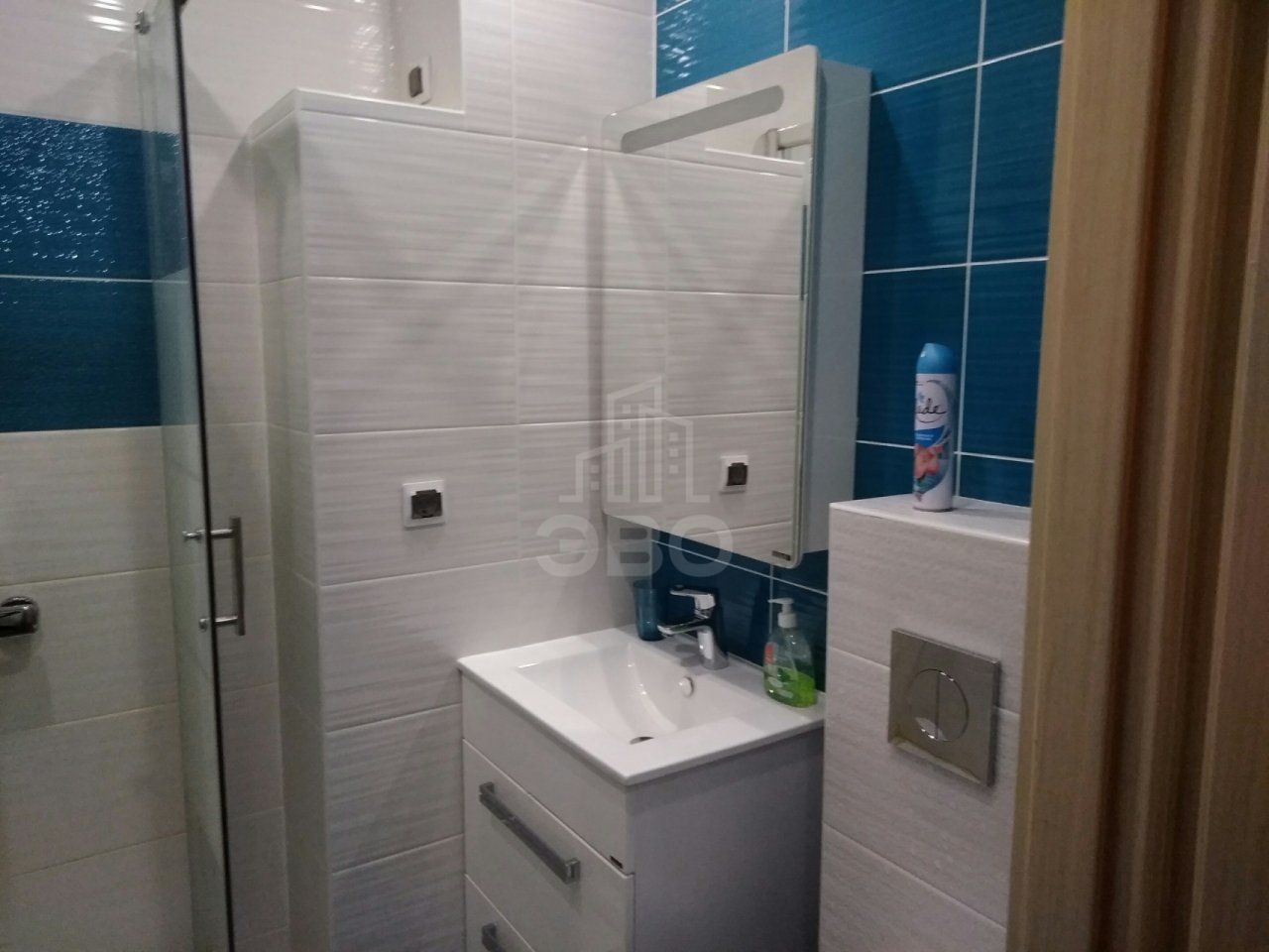 однокомнатная квартира в Санкт-Петербурге по адресу: Мебельная ул., 19