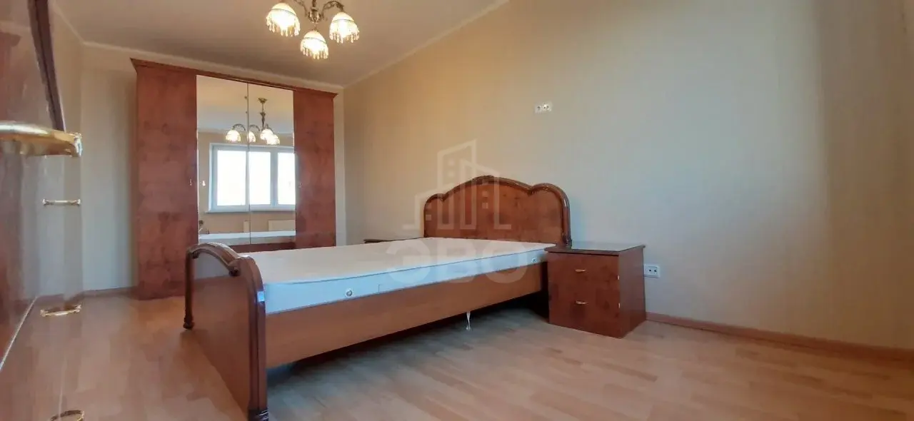 двухкомнатная квартира в Санкт-Петербурге по адресу: Космонавтов проспект, 37