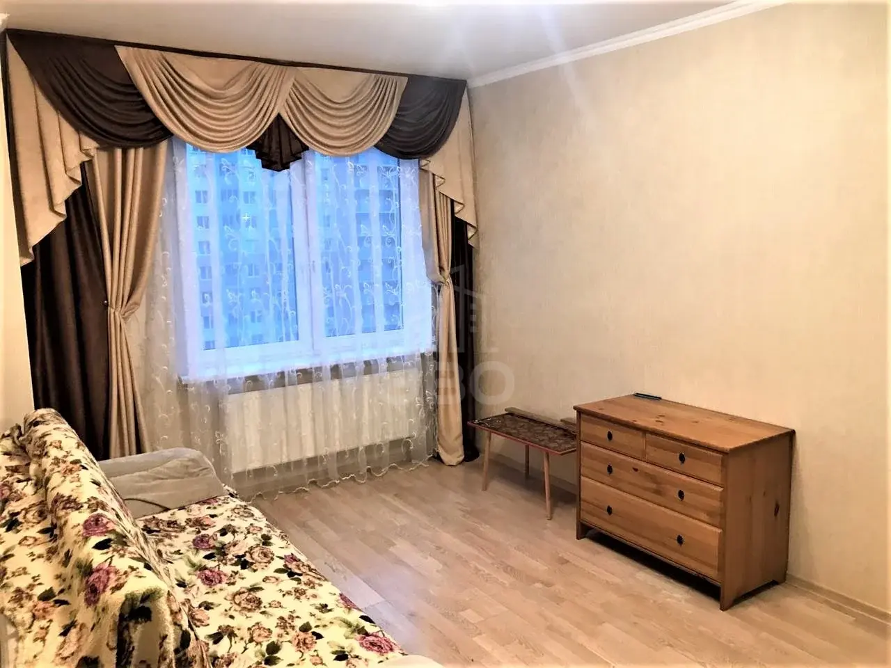 однокомнатная квартира в Санкт-Петербурге по адресу: Гжатская ул., 22, к 4