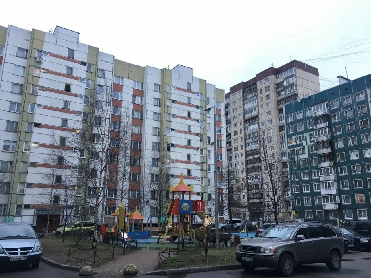 трехкомнатная квартира в Санкт-Петербурге по адресу: Луначарского проспект, 84, к 3