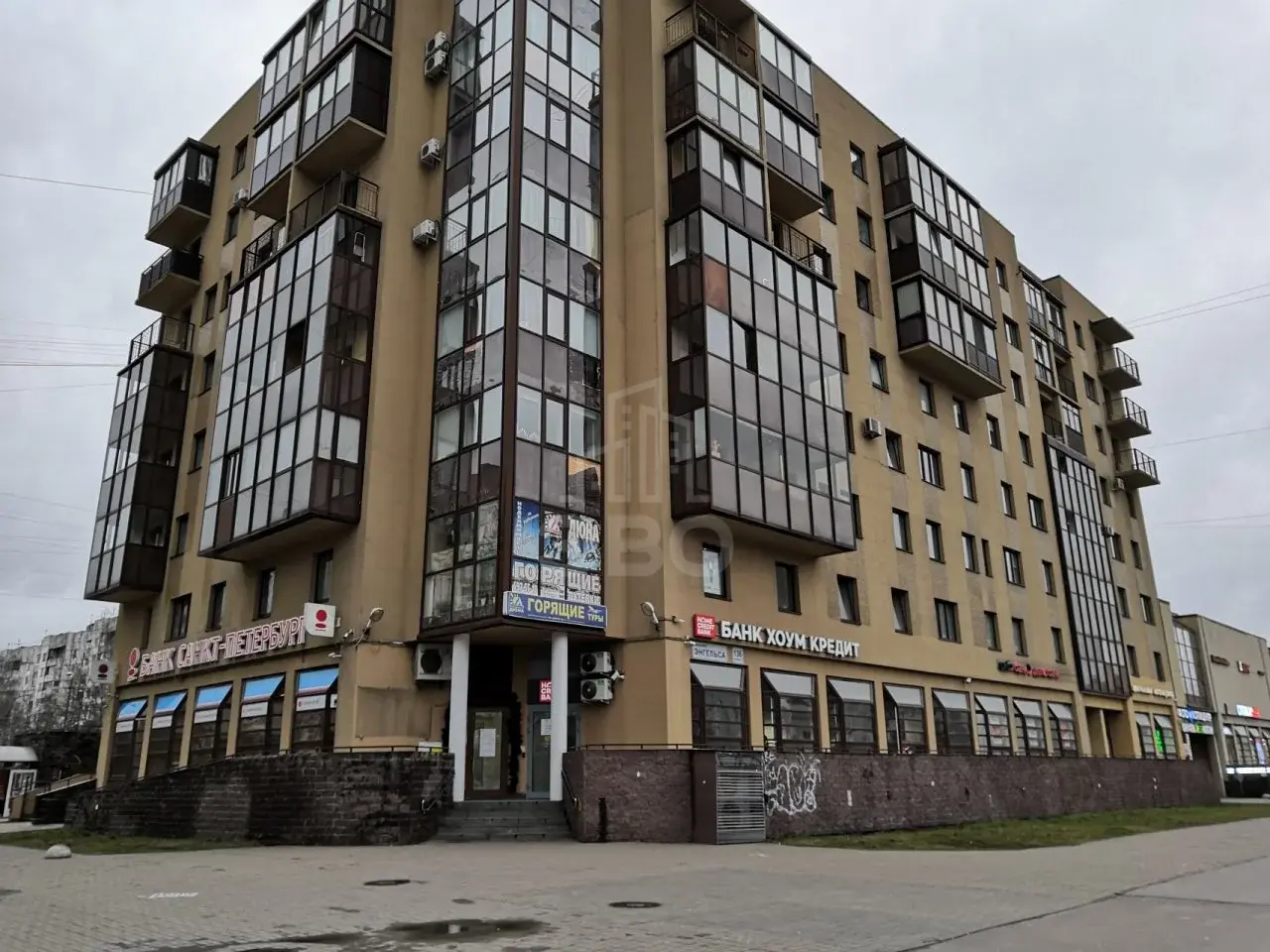 однокомнатная квартира в Санкт-Петербурге по адресу: Энгельса проспект, 136, к 1