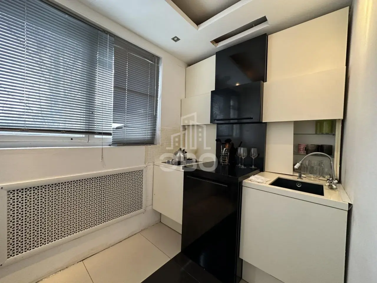 однокомнатная квартира в Санкт-Петербурге по адресу: Кузнецова проспект, 25, к 1