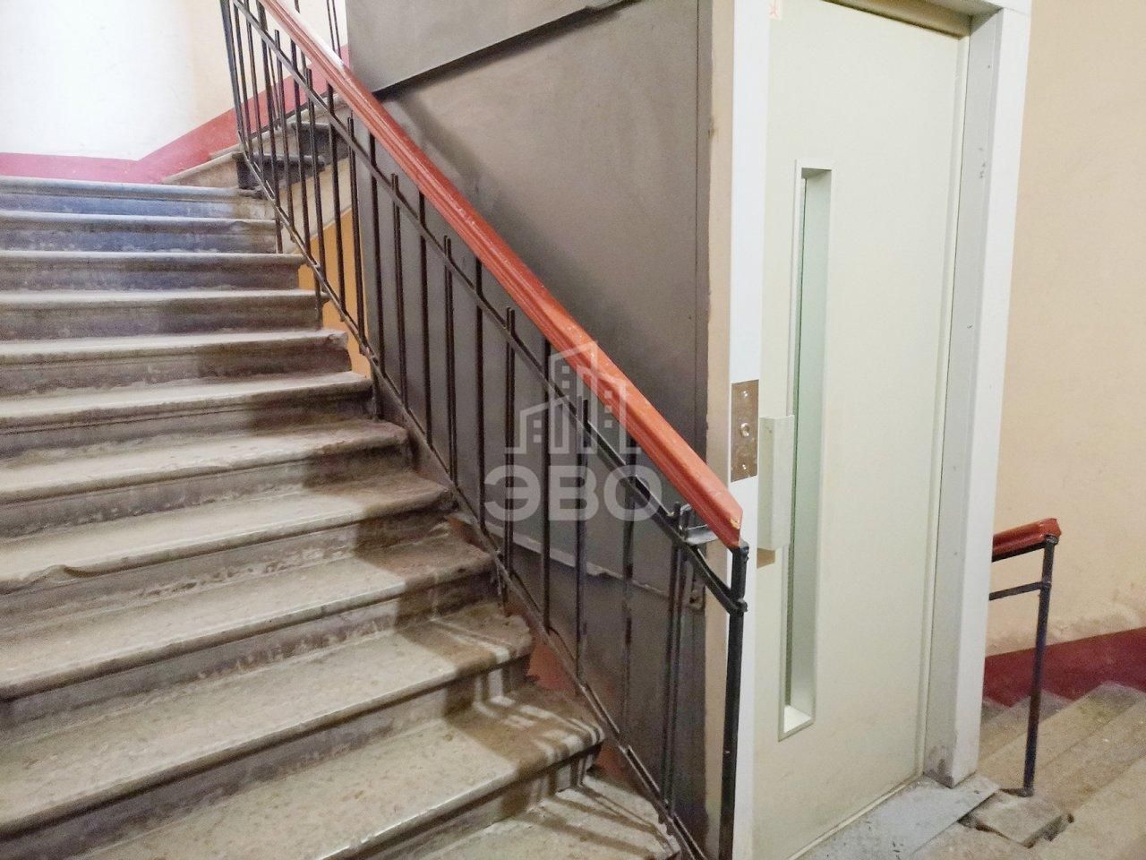 комната в Санкт-Петербурге по адресу: Жуковского ул., 15