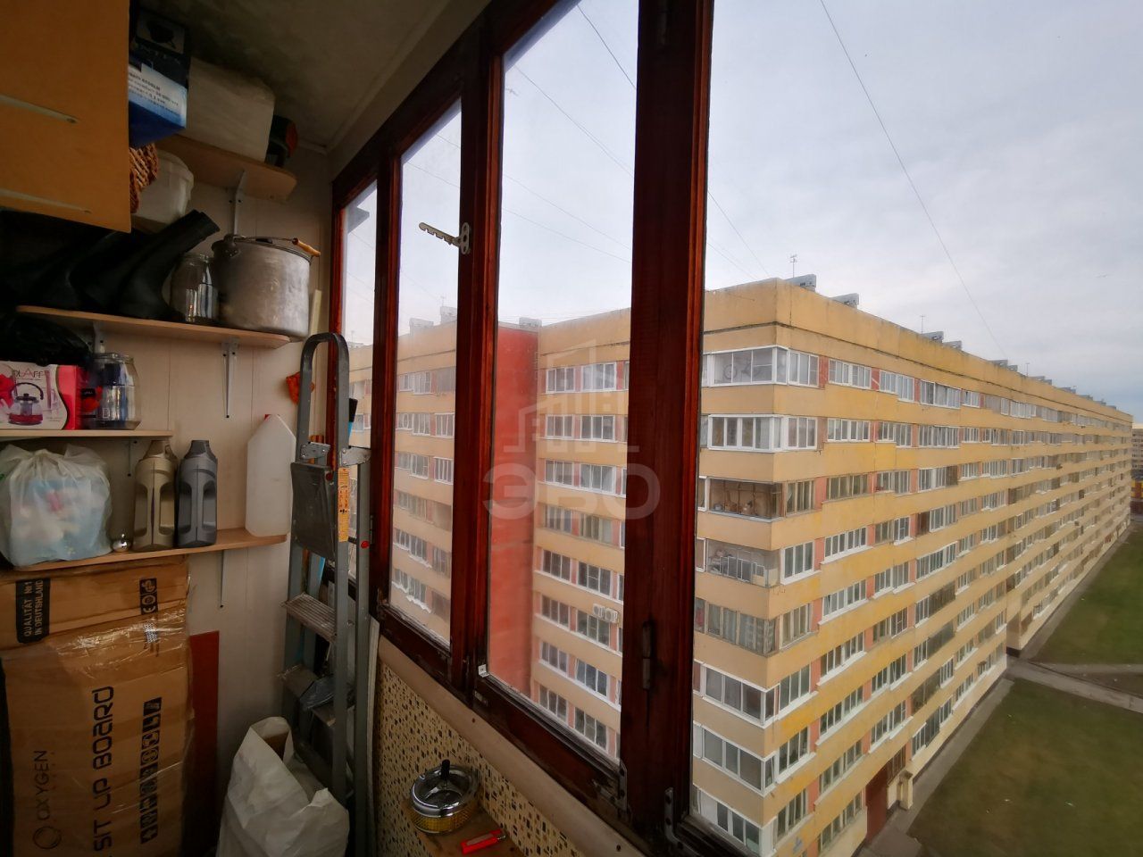 трехкомнатная квартира в Санкт-Петербурге по адресу: Петергофское ш., 7, к 1