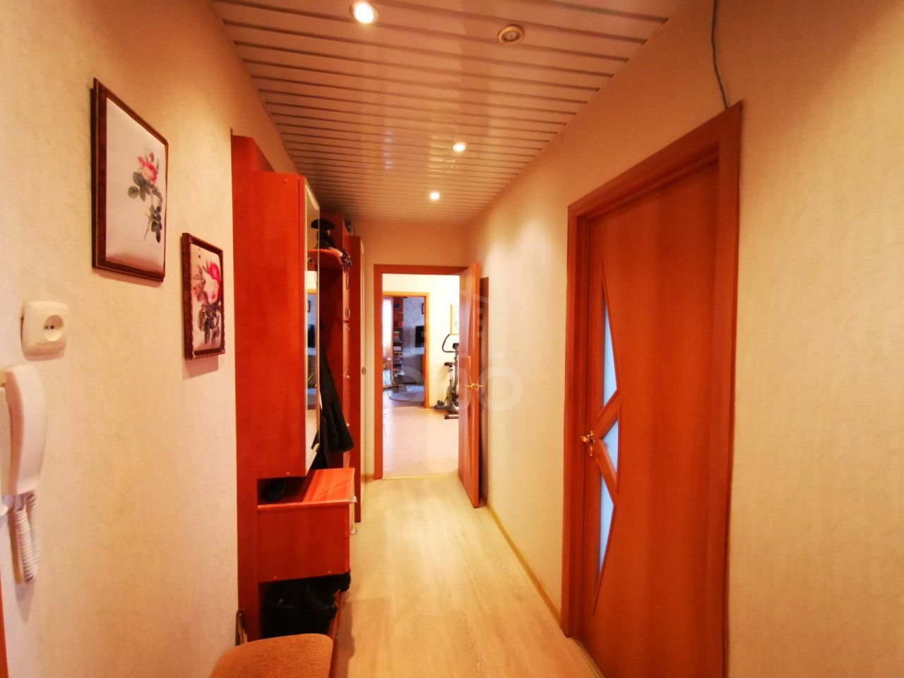 трехкомнатная квартира в Санкт-Петербурге по адресу: Петергофское ш., 7, к 1