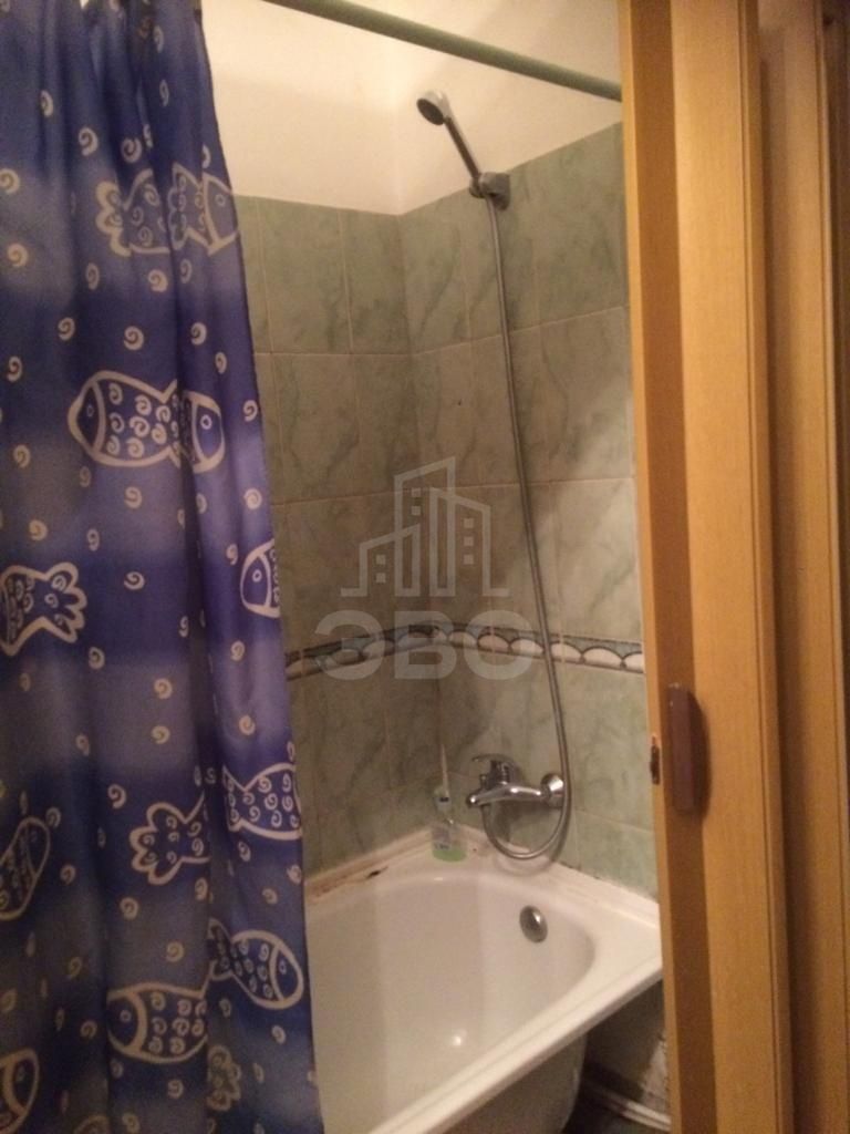 комната в Санкт-Петербурге по адресу: Дегтярная ул., 9