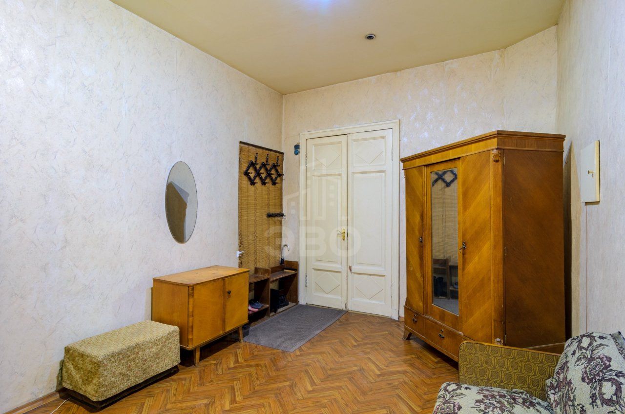 трехкомнатная квартира в Санкт-Петербурге по адресу: Рубинштейна ул., 23