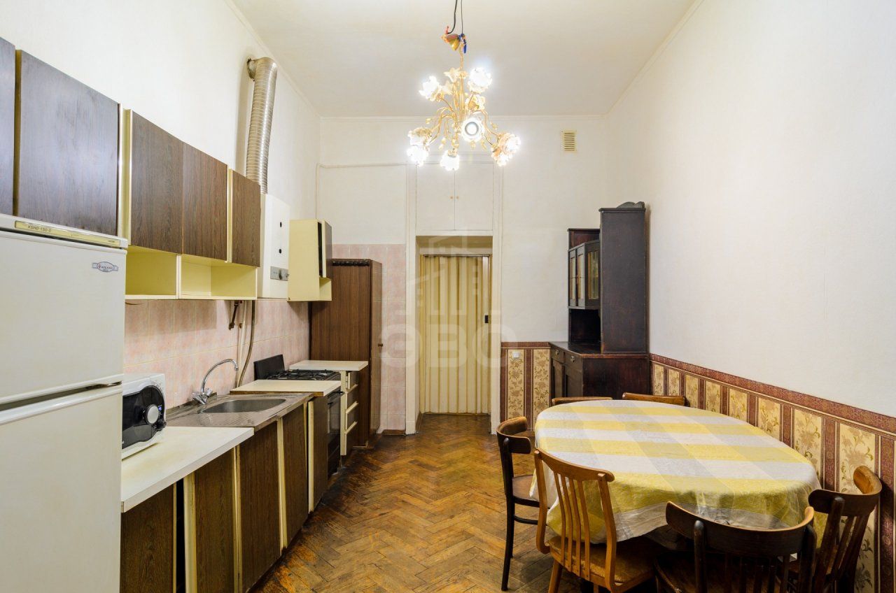 трехкомнатная квартира в Санкт-Петербурге по адресу: Рубинштейна ул., 23