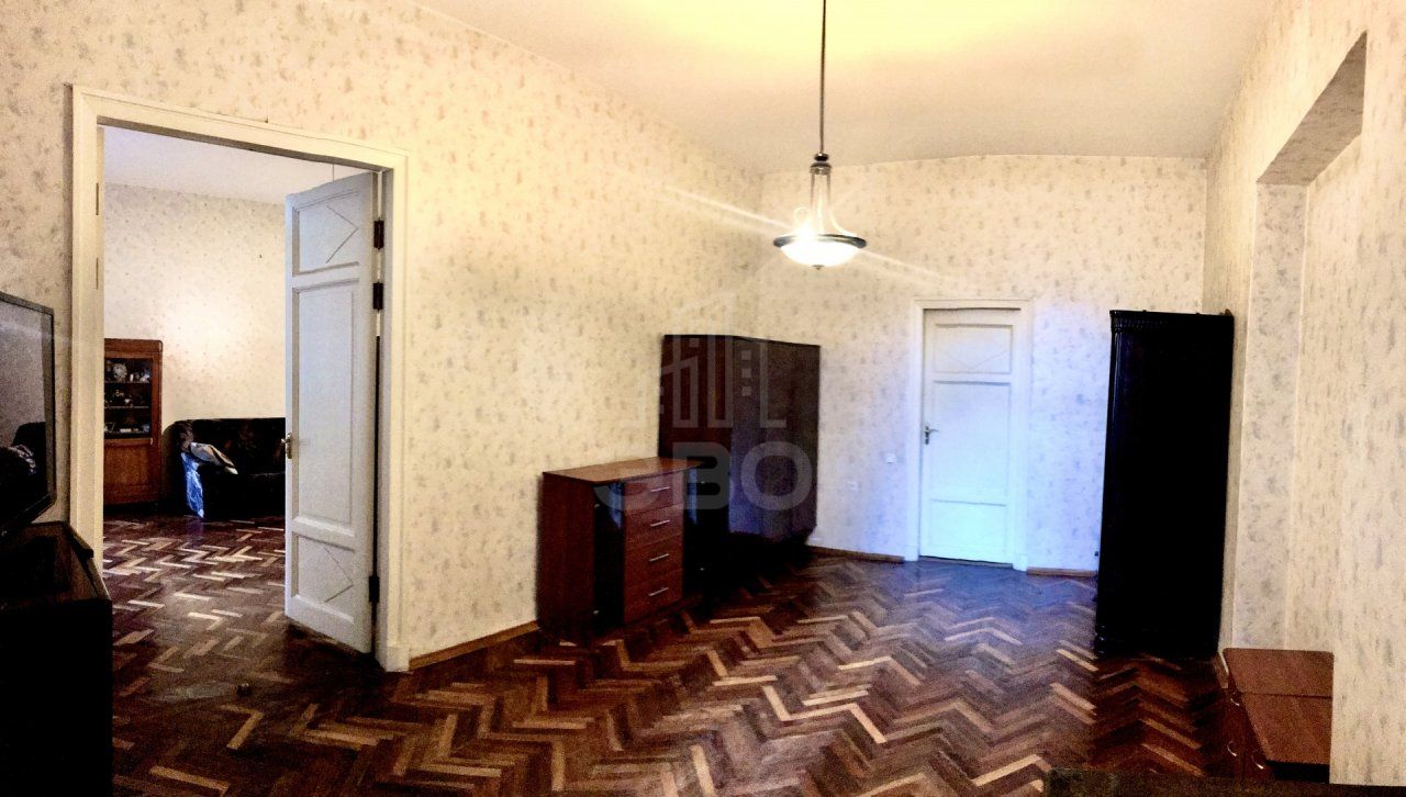 трехкомнатная квартира в Санкт-Петербурге по адресу: Рубинштейна ул., 23