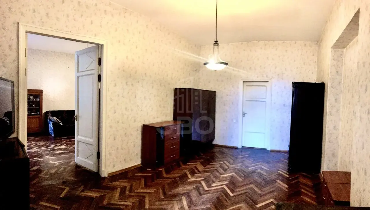 трехкомнатная квартира в Санкт-Петербурге по адресу: Рубинштейна ул., 23
