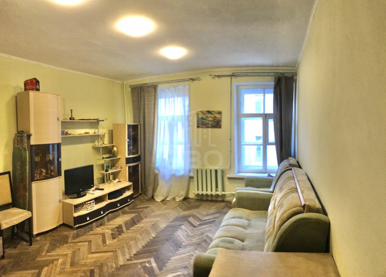 трехкомнатная квартира в Санкт-Петербурге по адресу: 4-я Красноармейская ул., 2/35