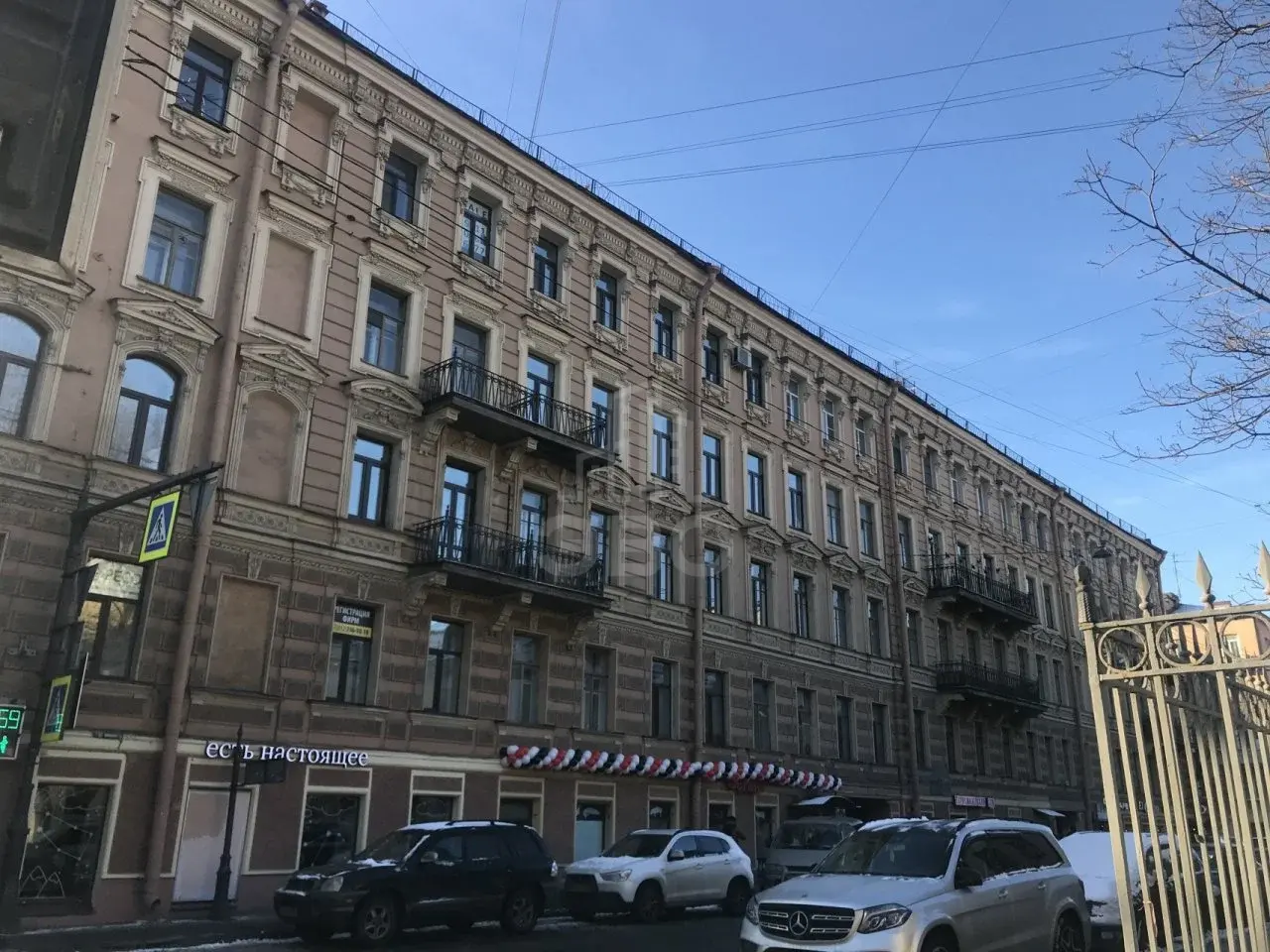 трехкомнатная квартира в Санкт-Петербурге по адресу: 4-я Красноармейская ул., 2/35