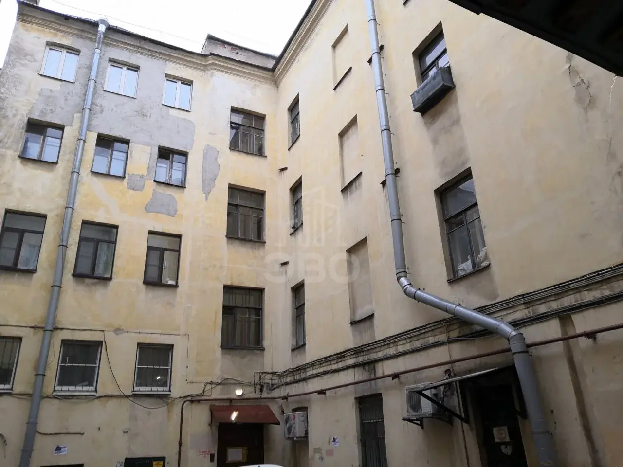 однокомнатная квартира в Санкт-Петербурге по адресу: Комсомола ул., 51