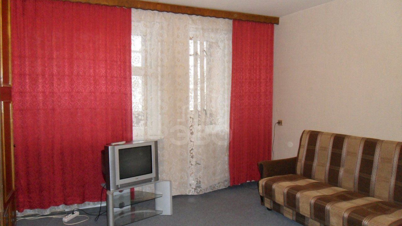 двухкомнатная квартира в Санкт-Петербурге по адресу: Пражская ул., 3