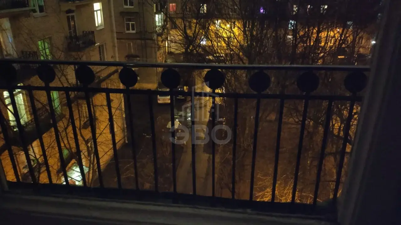двухкомнатная квартира в Санкт-Петербурге по адресу: Черной речки наб., 8, литера а