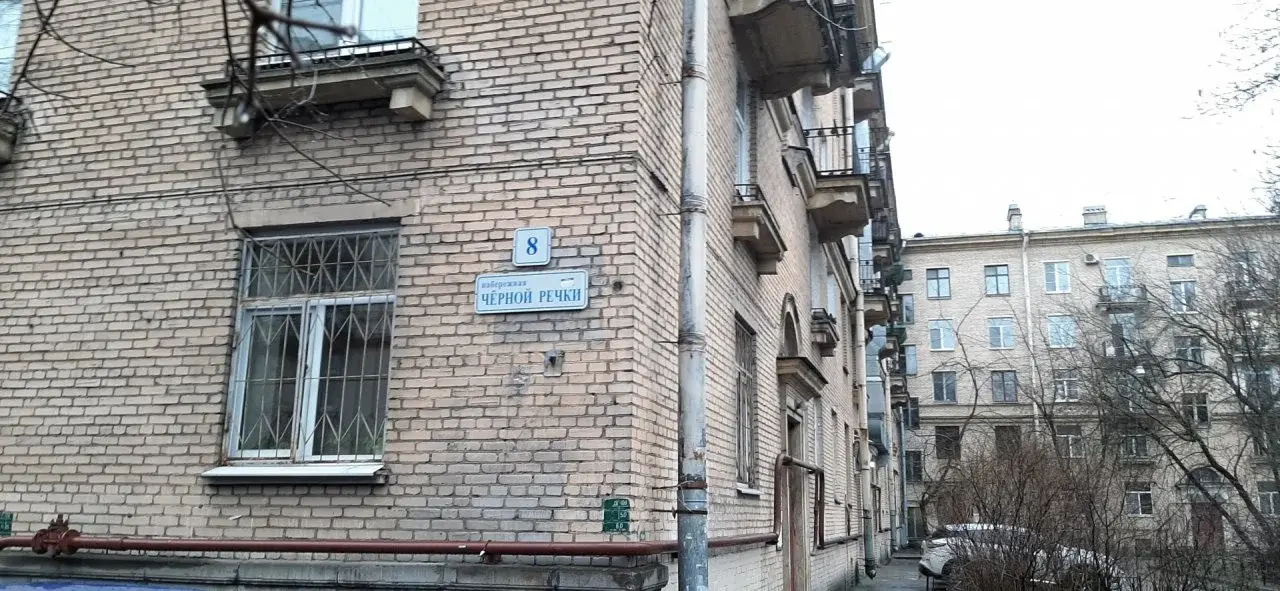 двухкомнатная квартира в Санкт-Петербурге по адресу: Черной речки наб., 8, литера а