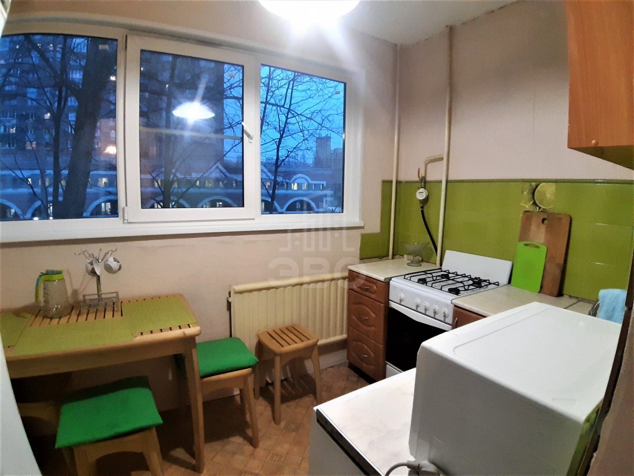 однокомнатная квартира в Санкт-Петербурге по адресу: Есенина ул., 12, к 1