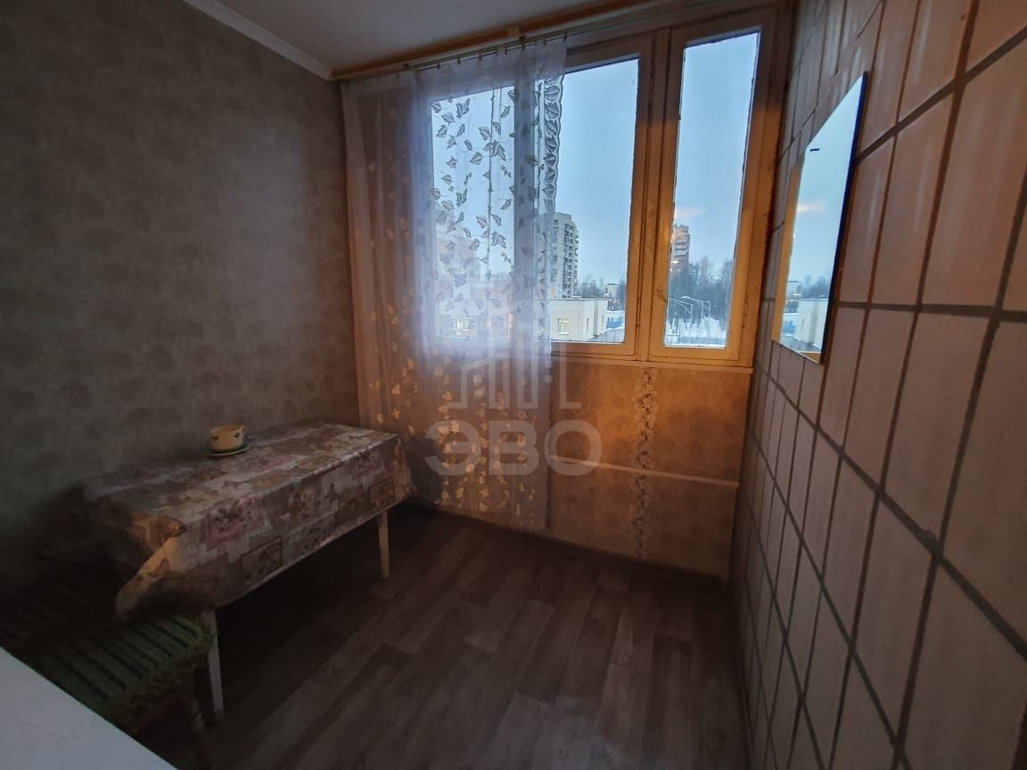 трехкомнатная квартира в Санкт-Петербурге по адресу: Пискаревский проспект, 52