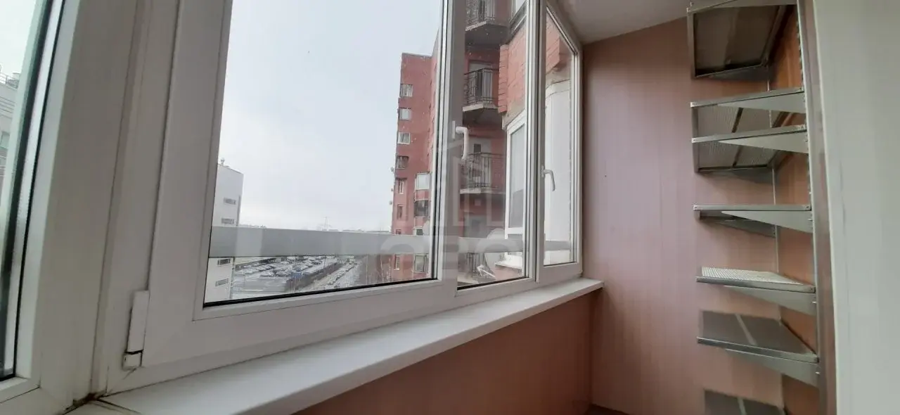 трехкомнатная квартира в Санкт-Петербурге по адресу: Ленинский проспект, 81, к 1