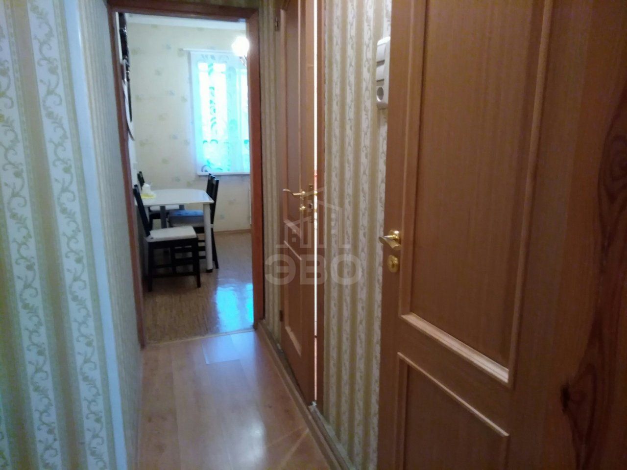 трехкомнатная квартира в Санкт-Петербурге по адресу: Маршала Захарова ул., 30, к 1