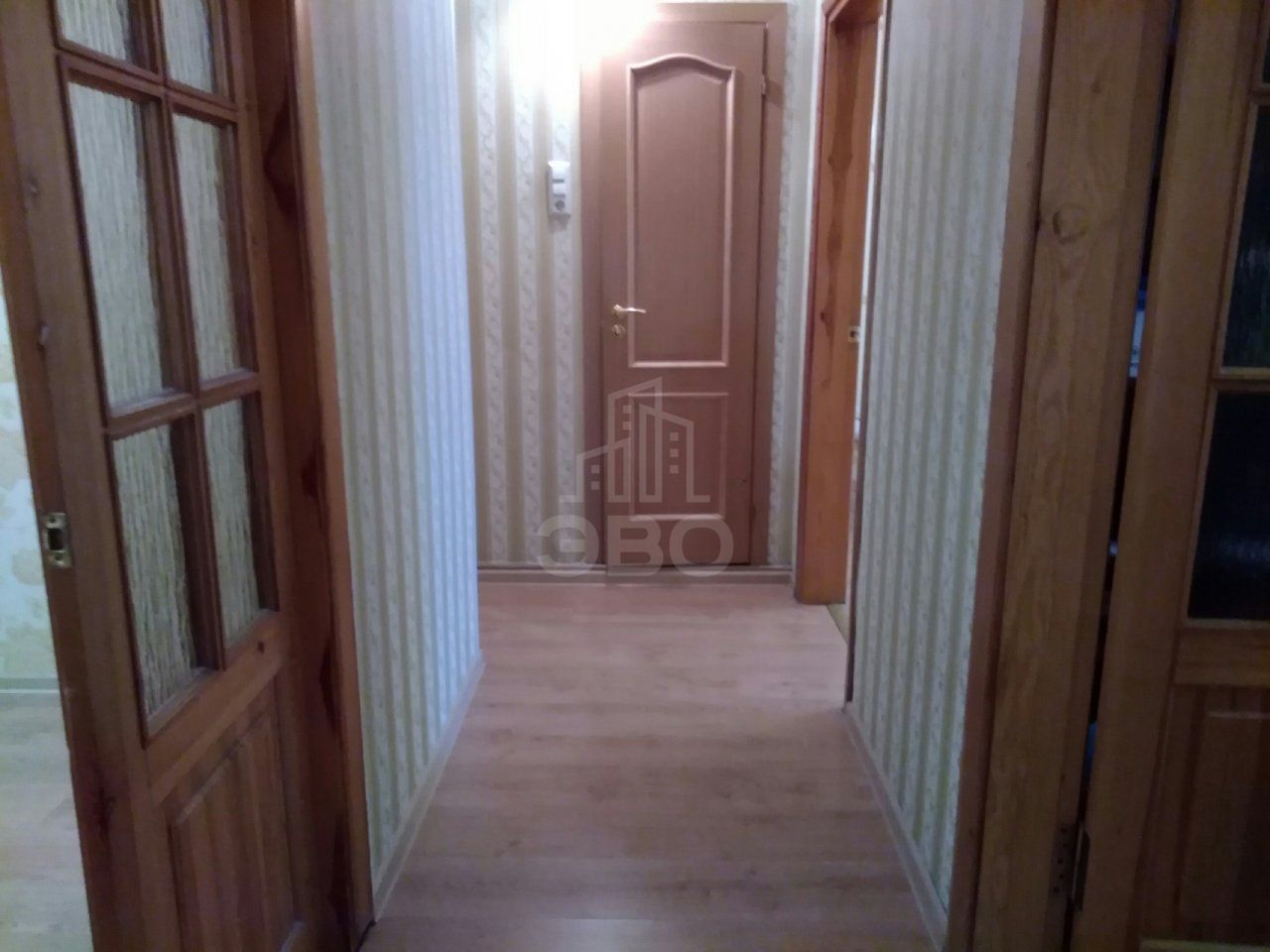 трехкомнатная квартира в Санкт-Петербурге по адресу: Маршала Захарова ул., 30, к 1