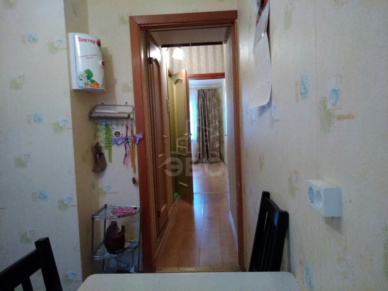 трехкомнатная квартира в Санкт-Петербурге по адресу: Маршала Захарова ул., 30, к 1