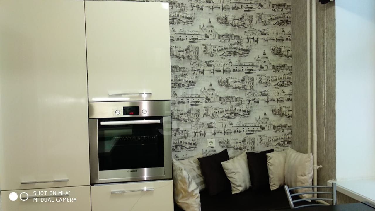 однокомнатная квартира в Санкт-Петербурге по адресу: Бадаева ул., 14, к 1