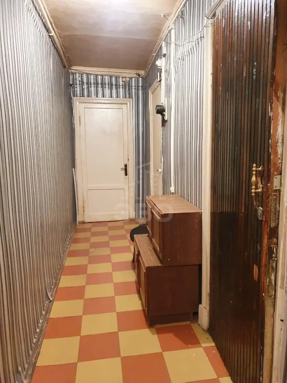 комната в Санкт-Петербурге по адресу: Джамбула пер., 2