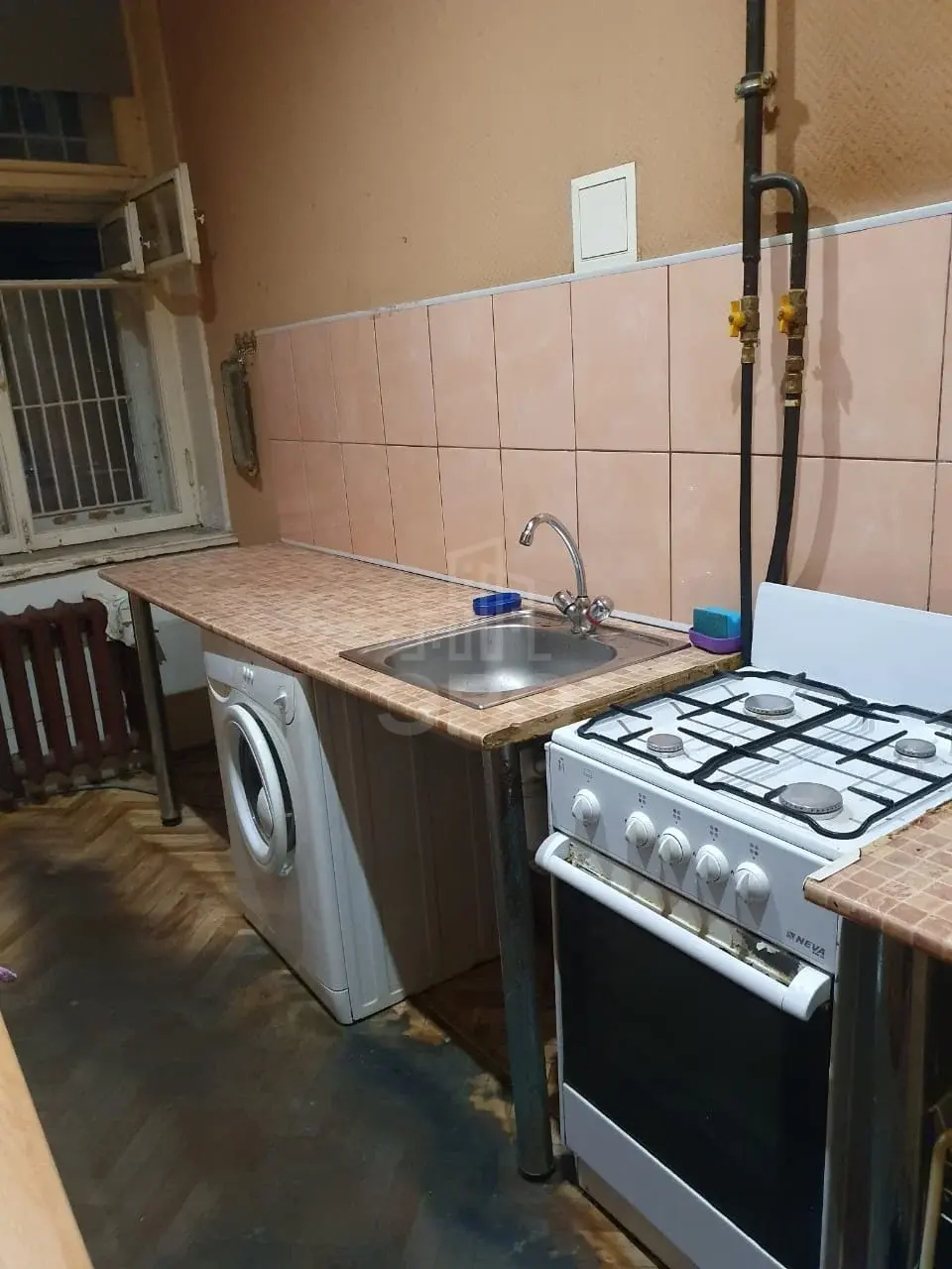 комната в Санкт-Петербурге по адресу: Джамбула пер., 2