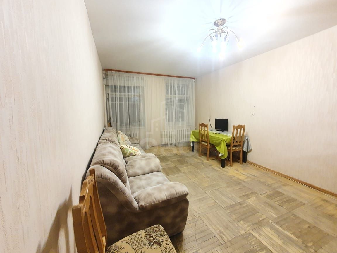 комната в Санкт-Петербурге по адресу: Джамбула пер., 2