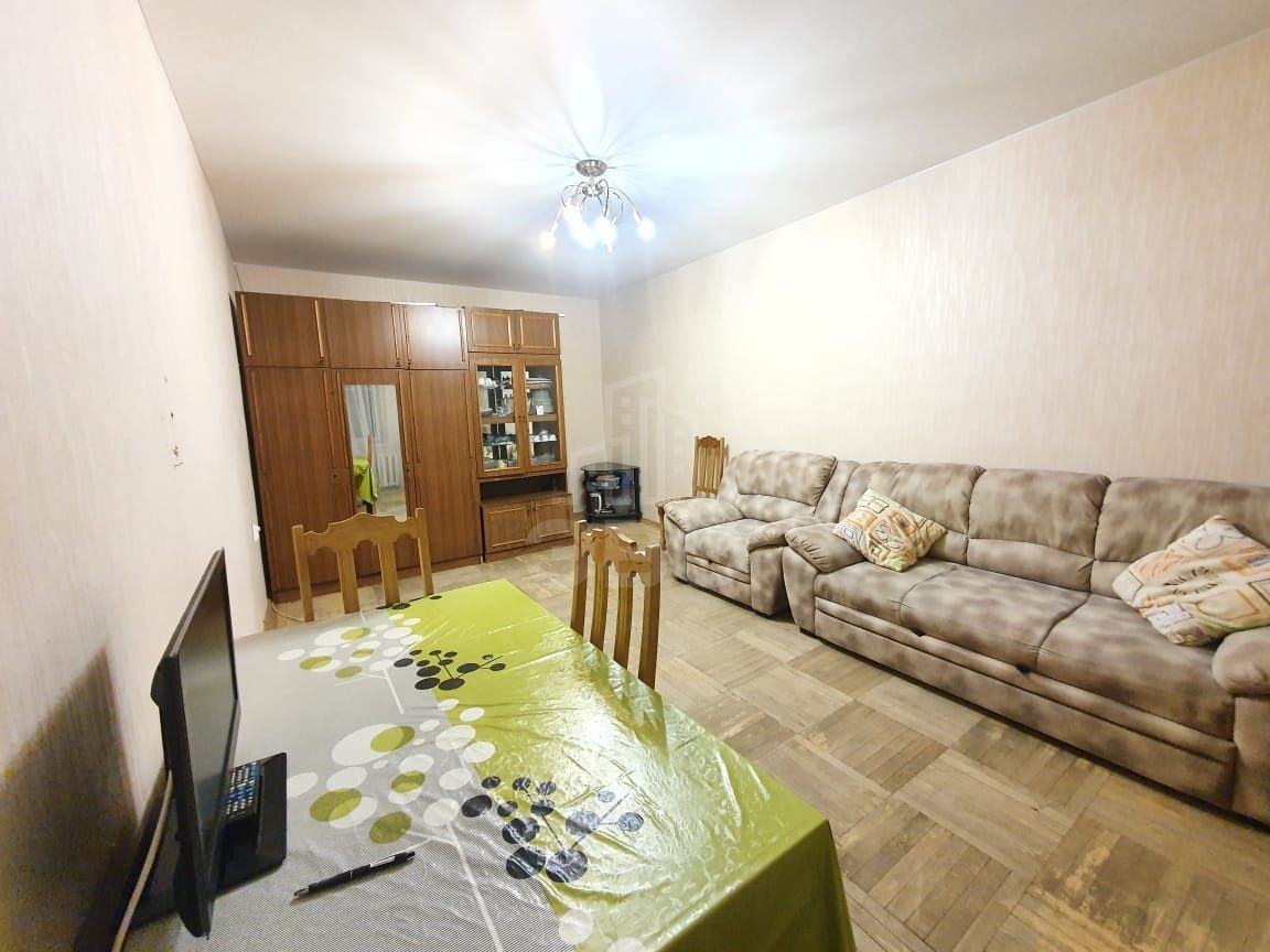 комната в Санкт-Петербурге по адресу: Джамбула пер., 2