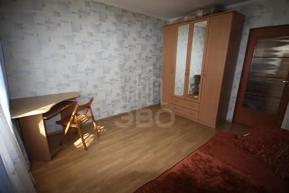 трехкомнатная квартира в Санкт-Петербурге по адресу: Якорная ул., 3