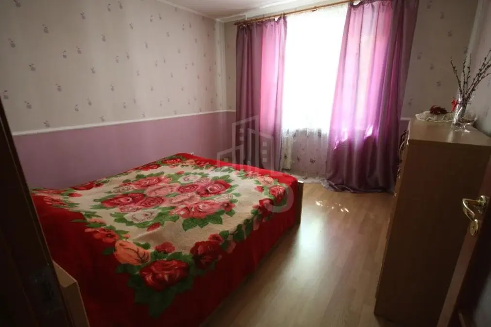 трехкомнатная квартира в Санкт-Петербурге по адресу: Якорная ул., 3