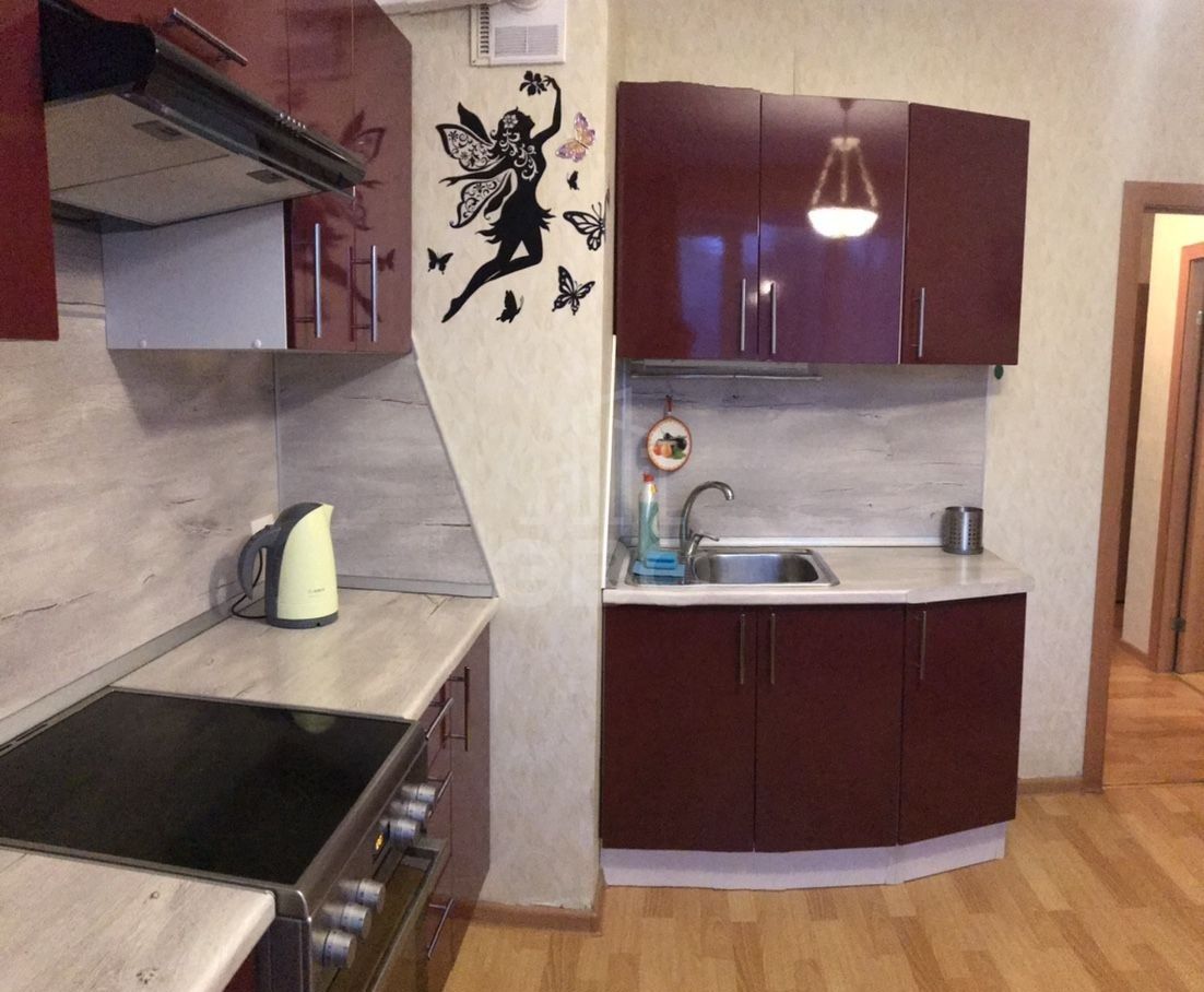 однокомнатная квартира в Санкт-Петербурге по адресу: Федора Абрамова ул., 23, к 1