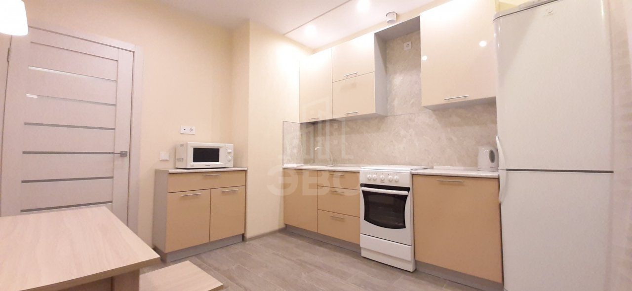 однокомнатная квартира в Санкт-Петербурге по адресу: Парфеновская ул., 9, к 1