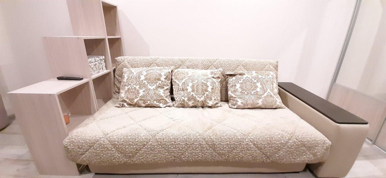 однокомнатная квартира в Санкт-Петербурге по адресу: Парфеновская ул., 9, к 1