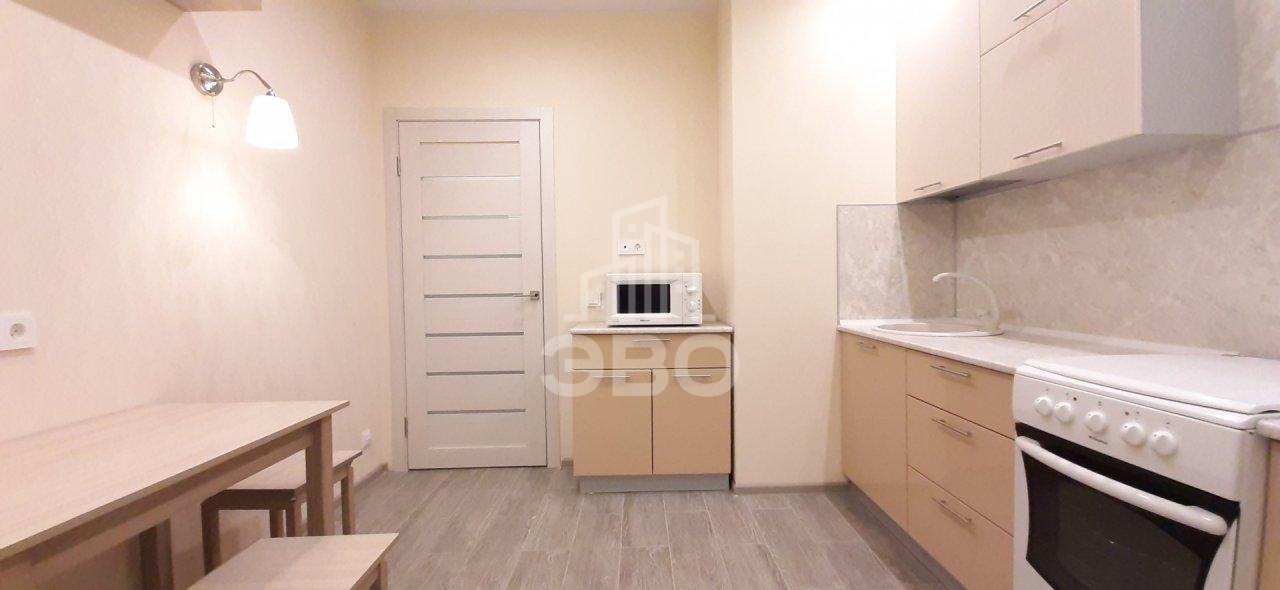 однокомнатная квартира в Санкт-Петербурге по адресу: Парфеновская ул., 9, к 1