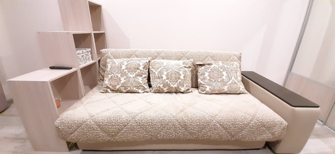 однокомнатная квартира в Санкт-Петербурге по адресу: Парфеновская ул., 9, к 1