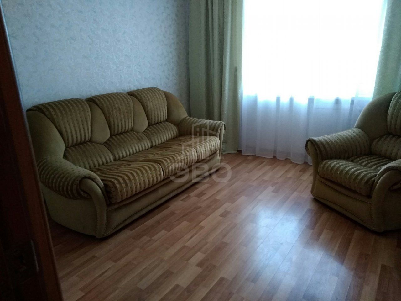 трехкомнатная квартира в Санкт-Петербурге по адресу: Маршала Казакова ул., 11