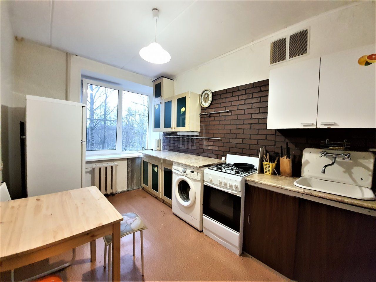 однокомнатная квартира в Санкт-Петербурге по адресу: Верности ул., 10, к 4