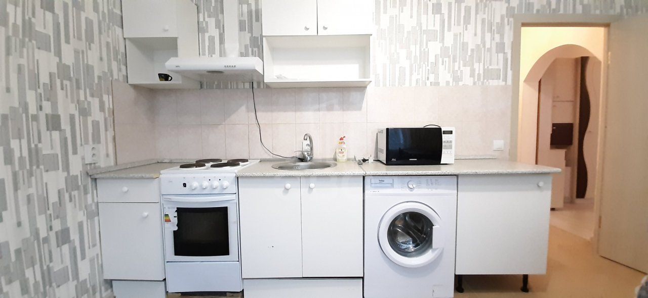 двухкомнатная квартира в Санкт-Петербурге по адресу: Парфеновская ул., 9, к 1