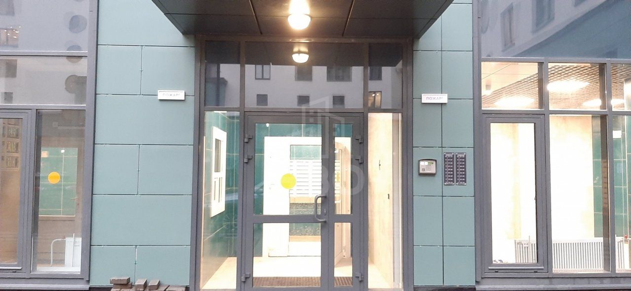 двухкомнатная квартира в Санкт-Петербурге по адресу: Парфеновская ул., 9, к 1